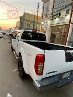 نيسان فرونتر